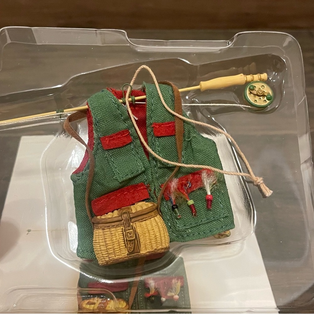 Hallmark Keepsake Ornament “Keeping it Reel” 2006 New! - Picture 2 of 6